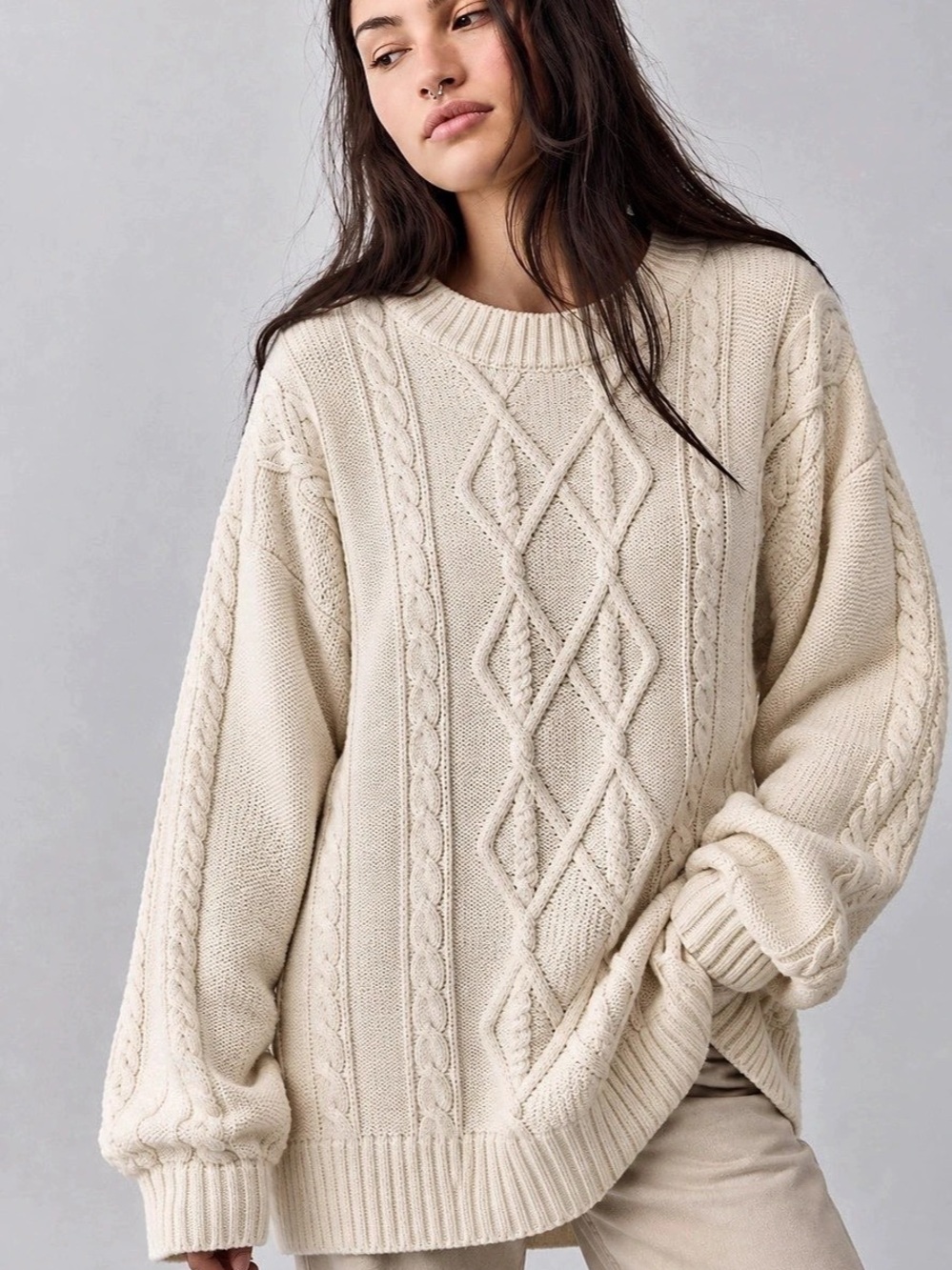 352. Joe Fresh Cable Knit Sweater in Cream Size Large Like New